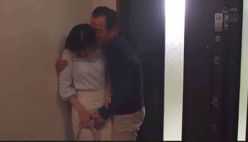 pornhub-con-sot-tinh-duc-tu-bo-chong-dam-dang